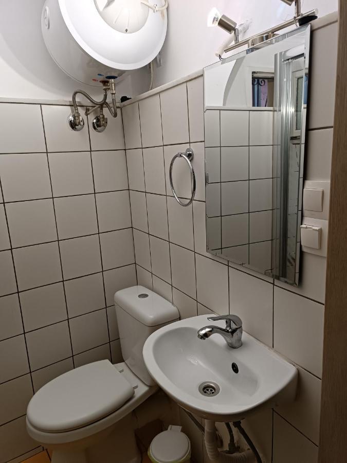 Two-Storey Maisonette Next To The Port Mantouki المظهر الخارجي الصورة