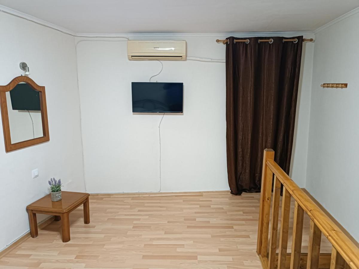 Two-Storey Maisonette Next To The Port Mantouki المظهر الخارجي الصورة